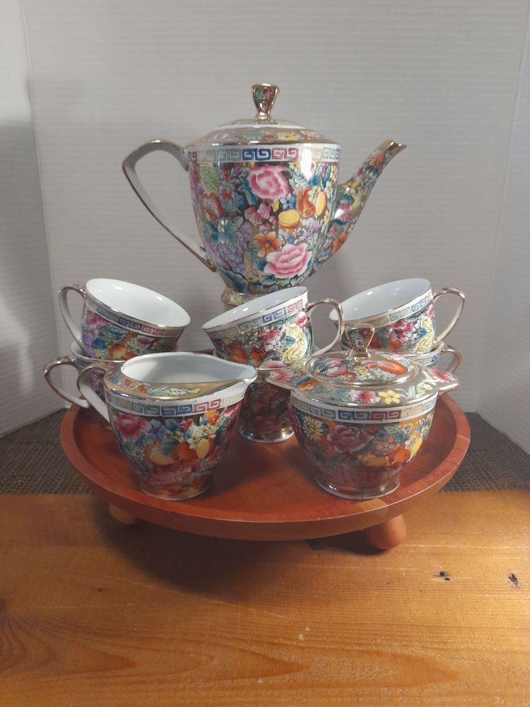 Vintage Floral Tea Set - Teapot, Cups, Cream & Sugar - photo 5