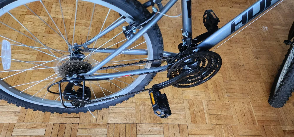 Huffy Rock Creek 24" Mountain Bike image indicator(3)