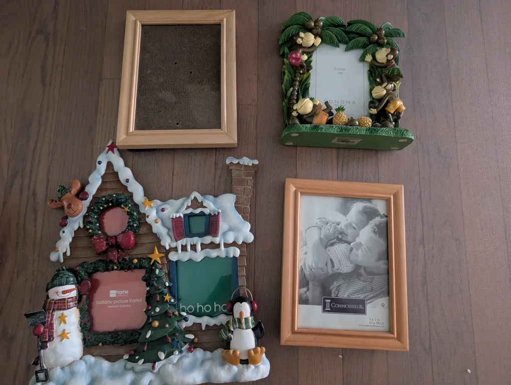Four picture frames (2 Children theme + 2 wood) thumbnail