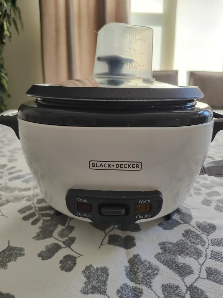 Black+Decker Rice Cooker thumbnail