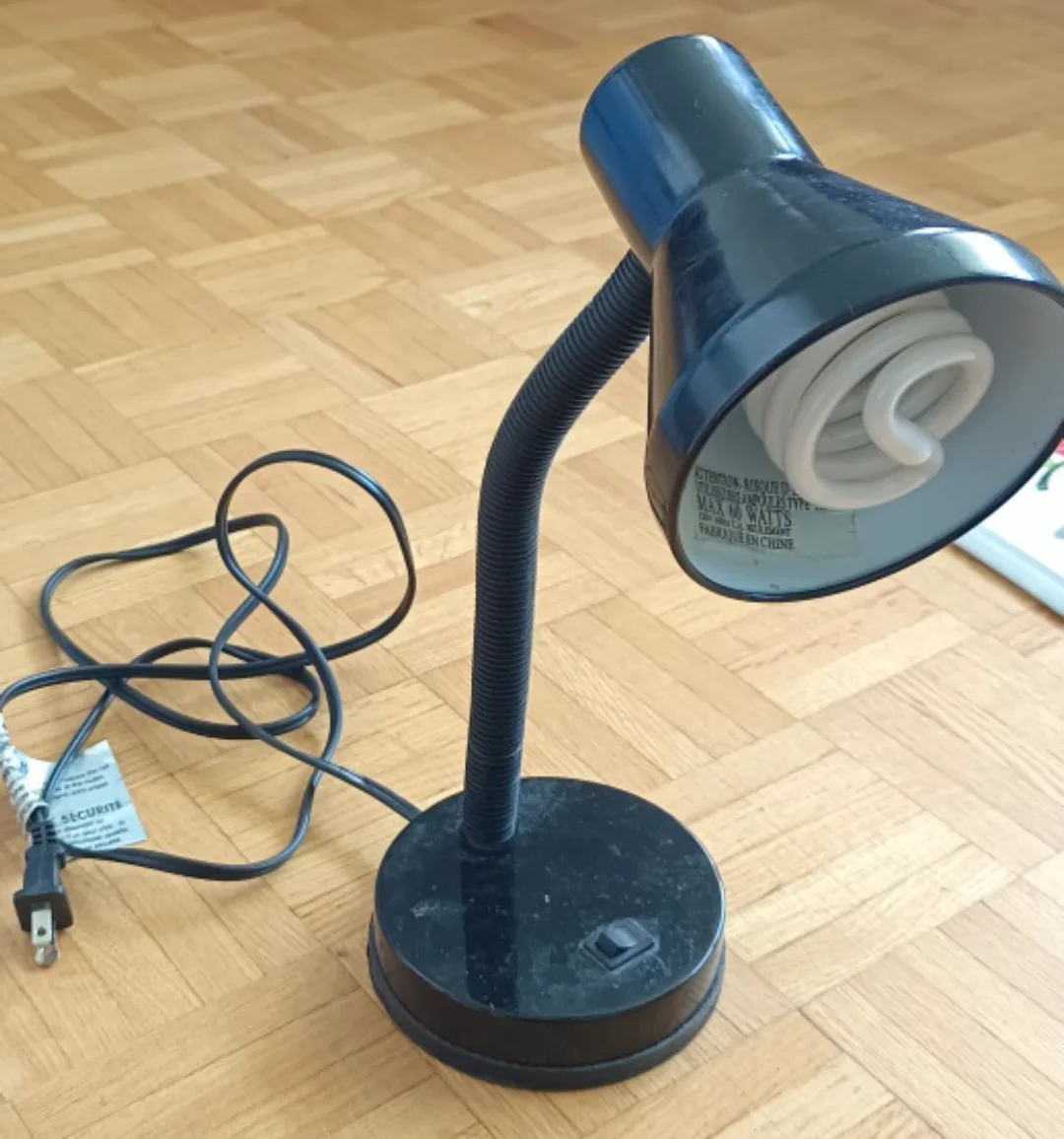 Globe Gooseneck Desk Lamp - Black thumbnail