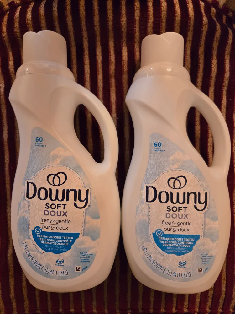 Downy Soft Doux Free & Gentle Fabric Softener 1.31L thumbnail