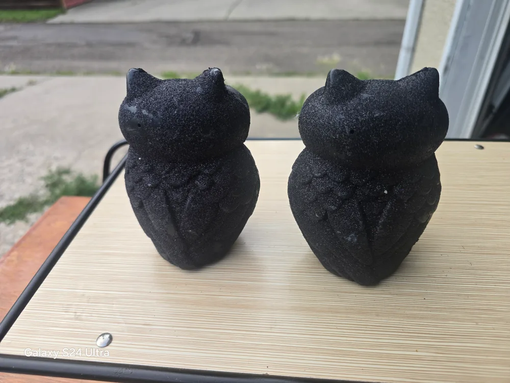 Pair of Black Owl Figurines image indicator(2)