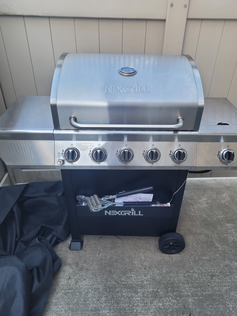 Nexgrill 5-Burner Propane Gas Grill