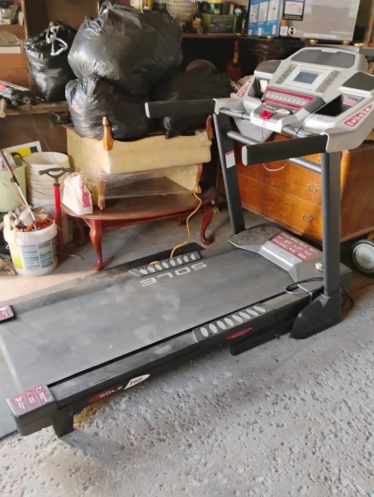 SOLE F60 Treadmill thumbnail