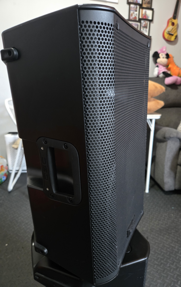 QSC K Series Black Loudspeaker - photo 3