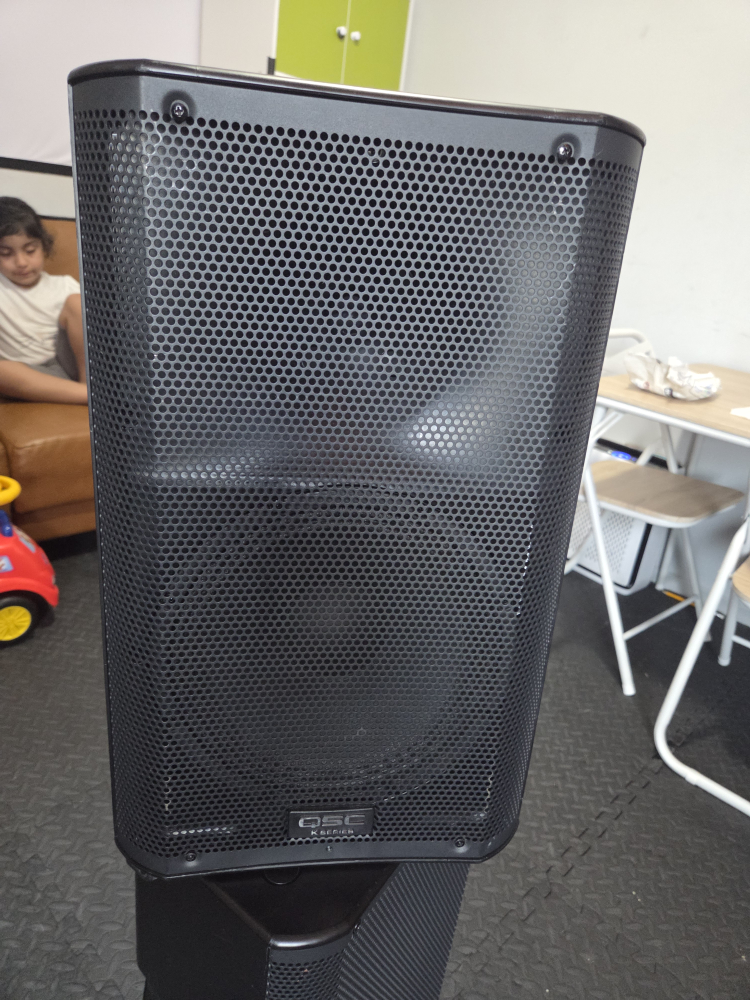 QSC K Series Black Loudspeaker - photo 5