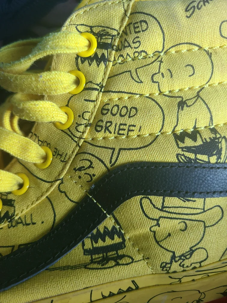Vans x Peanuts Sk8-Hi Yellow US Men's 9.5 image indicator(2)