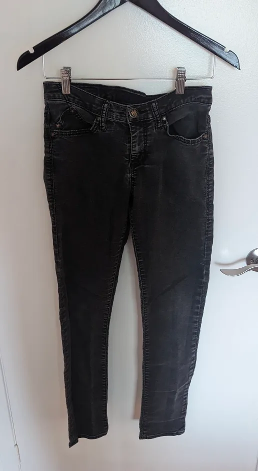 Rock & Republic Black Jeans - Size 6 thumbnail