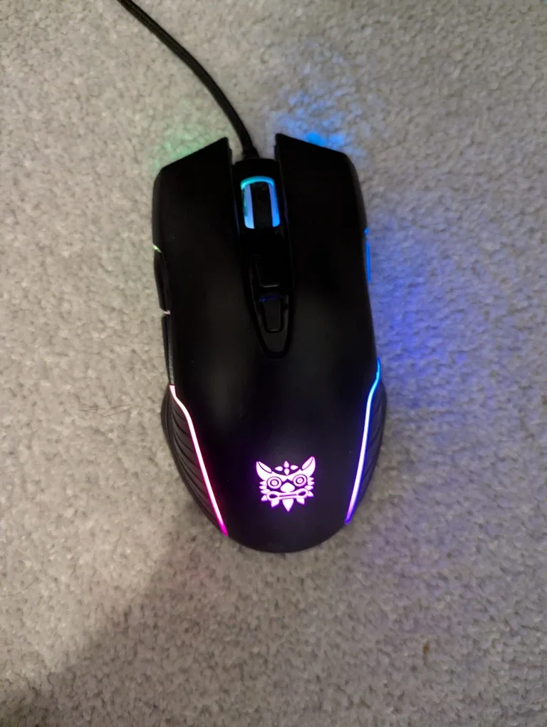 Onikuma CW905 Professional Gaming Mouse - Like New! image indicator(2)