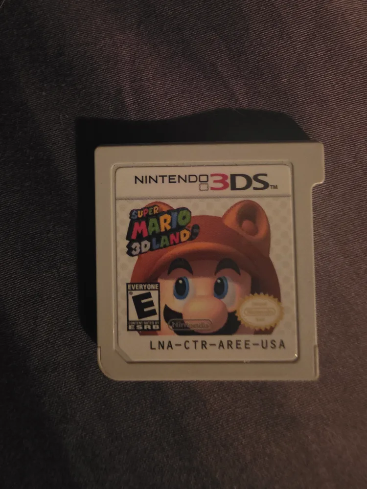 Super Mario 3D Land - Nintendo 3DS Game thumbnail