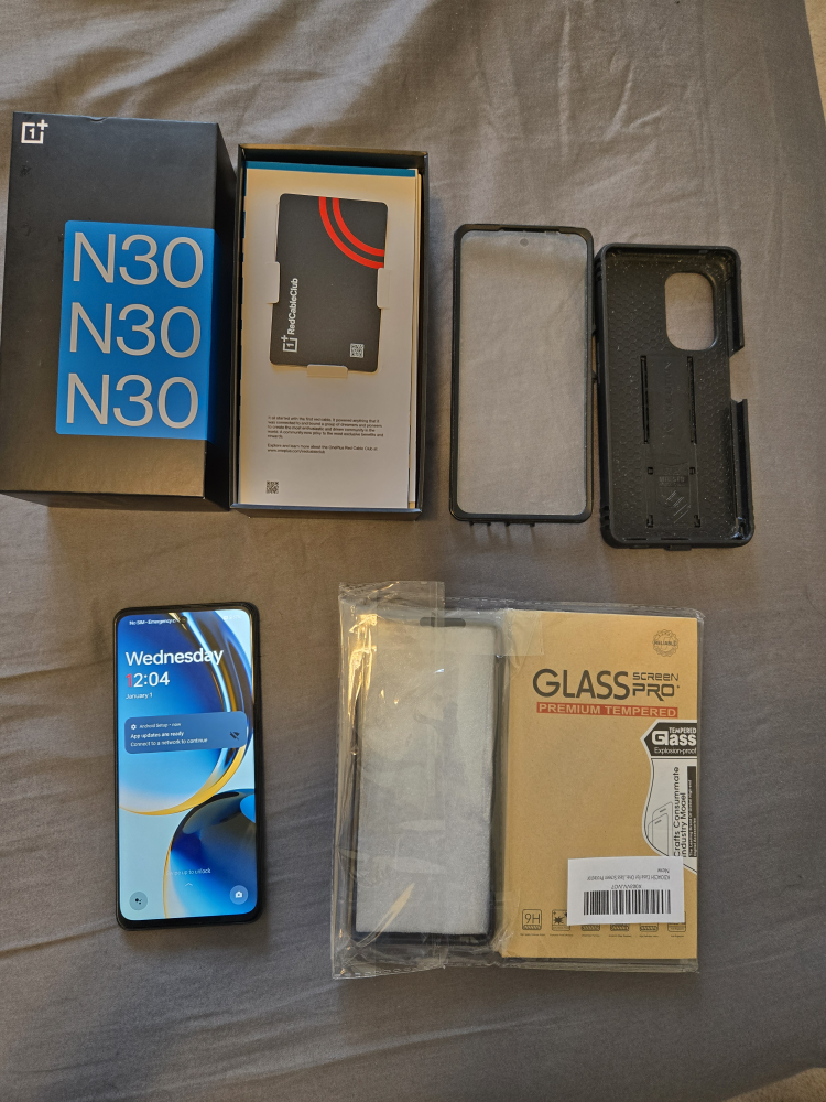 OnePlus Nord N30 (128 GB) + cases/screen protectors, Unlocked
