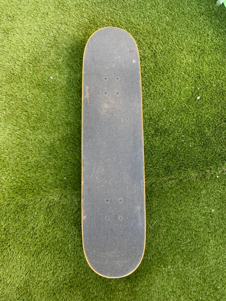 Skateboard thumbnail
