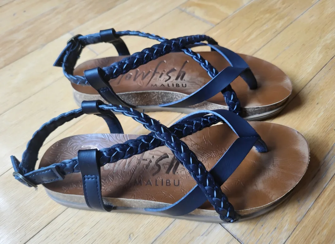 ❣️ New Blowfish Foxtail Black Vegan Leather Sandals size 6 image indicator(5)