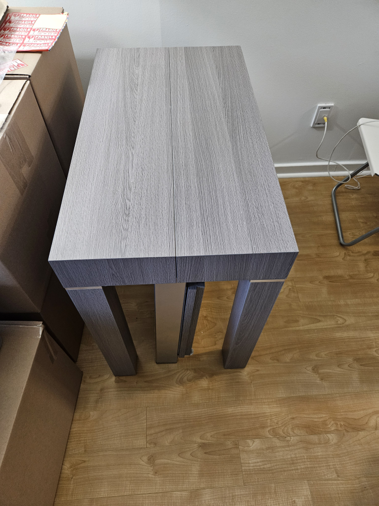 Extendable Dining Table