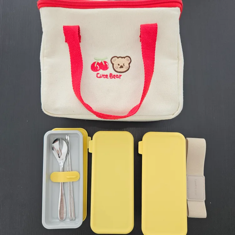 🔥Moving sale🔥LocknLock Yellow Bento Lunch Box with Cute Bear Bag thumbnail