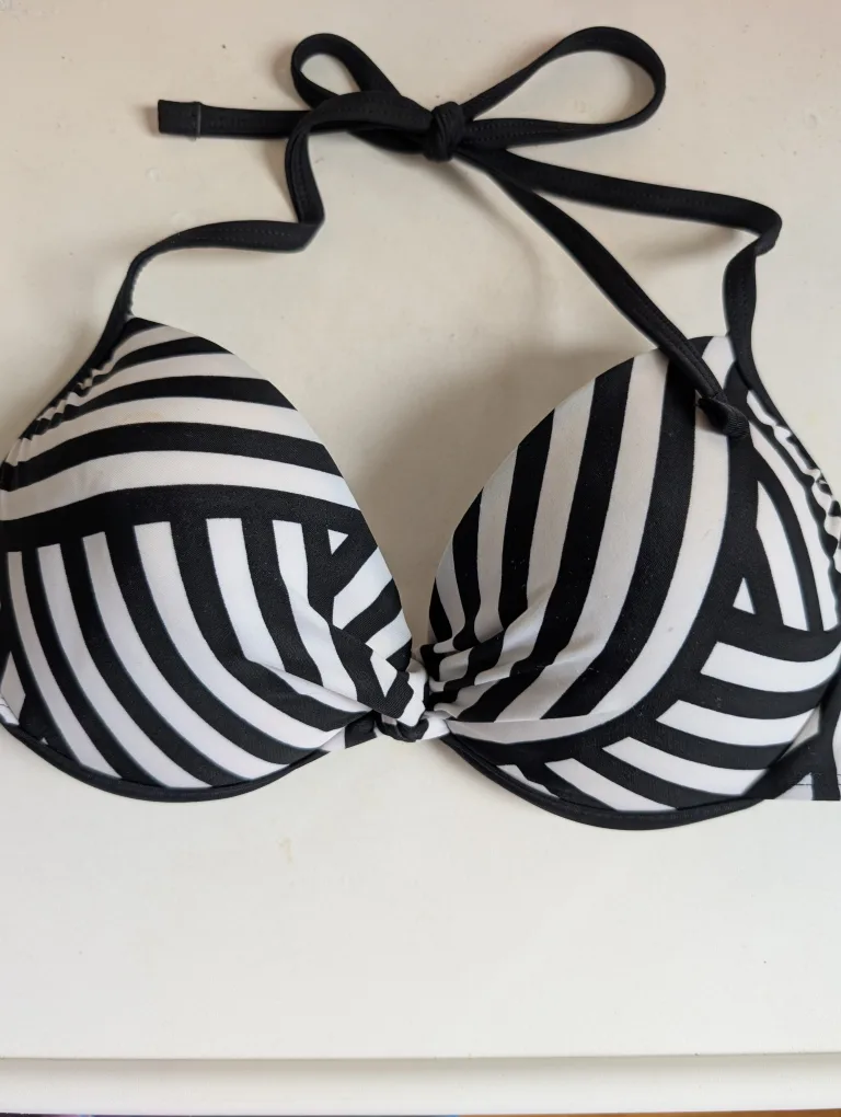 Catalina Black & White  Striped Bikini Top image indicator(3)