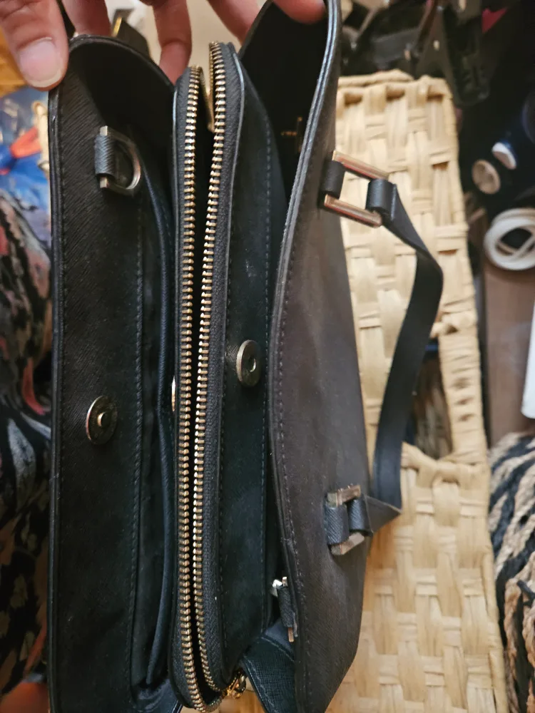 Calvin Klein Black Handbag image indicator(2)