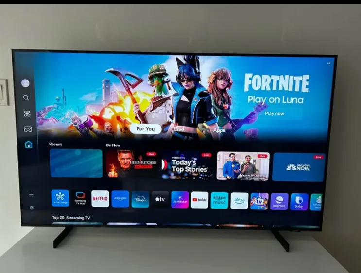 Samsung 55" Class Crystal UHD CU8000 Series Smart TV thumbnail