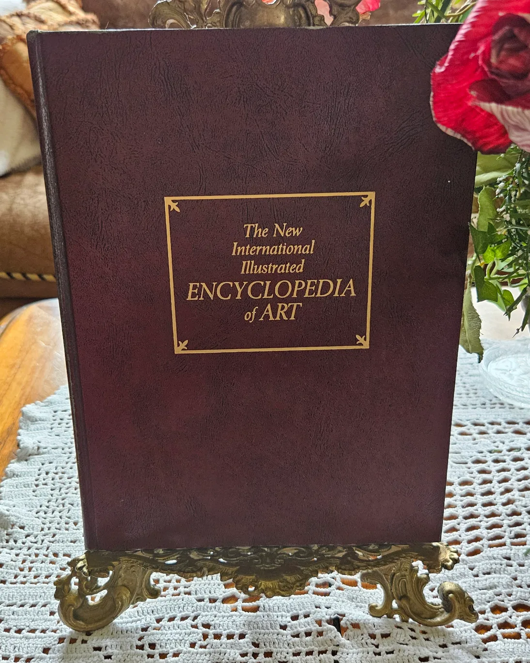 New International Illustrated Encyclopedia of Art Vol. 1 thumbnail