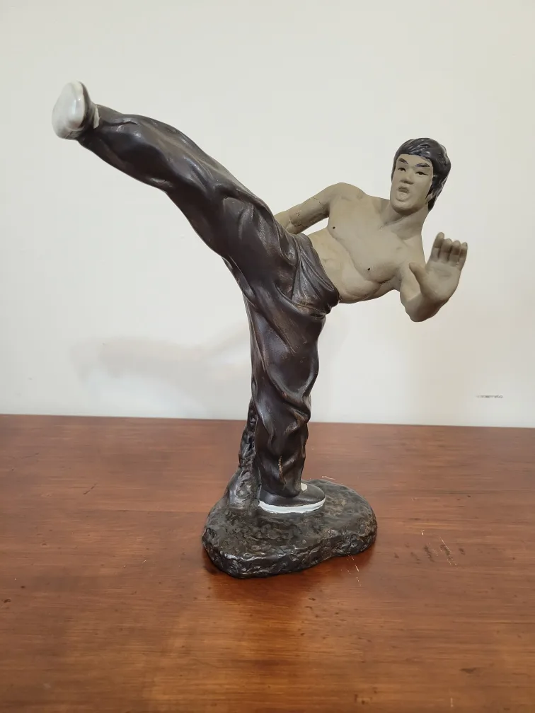 Bruce Lee Statue Figurine Set of 3 image indicator(7)