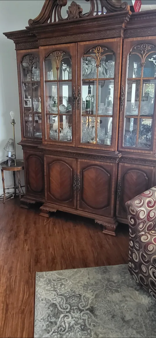 Antique Dining Table Set with Hutch image indicator(2)