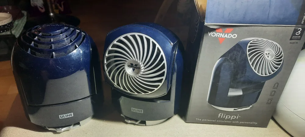 x2 Vornado Flippi V6 Personal Circulator Fan image indicator(2)