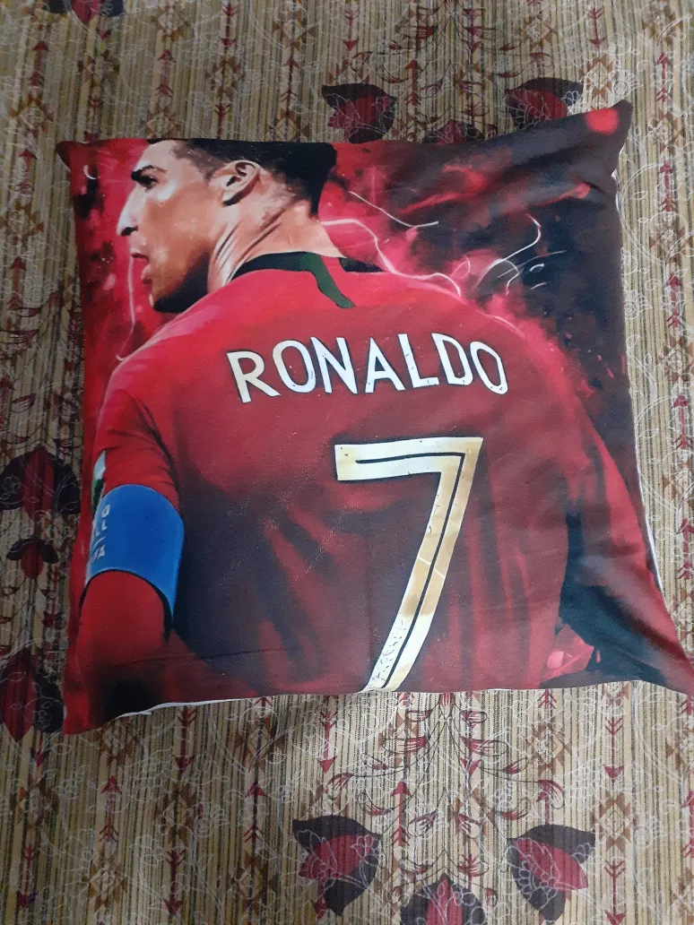 Cristiano Ronaldo Pillow Cover image indicator(2)