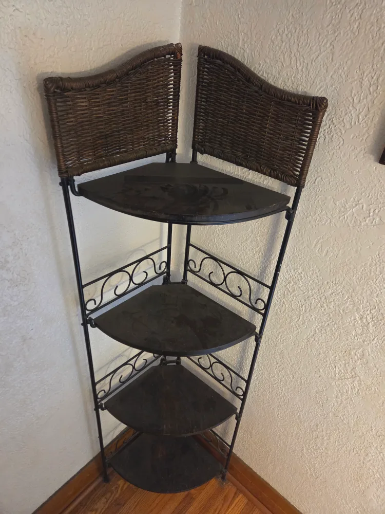 Corner Shelf with Wicker and Metal image indicator(2)