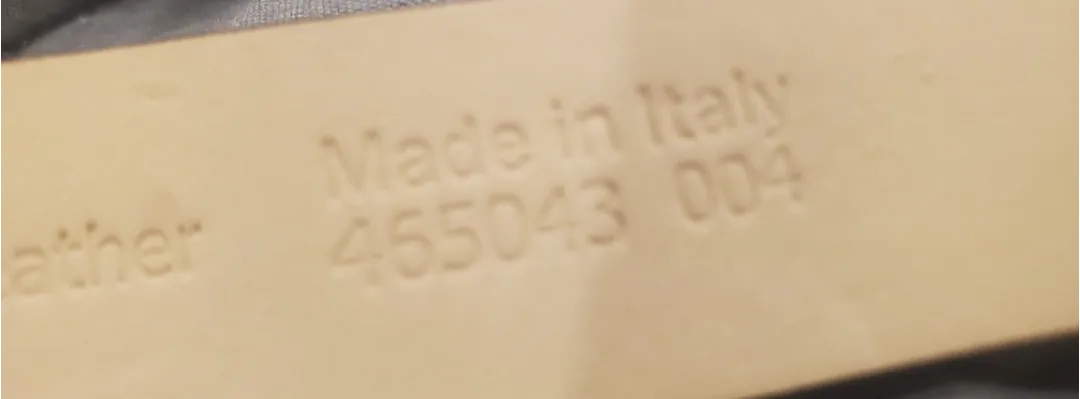 Banana Republic leather size small image indicator(6)