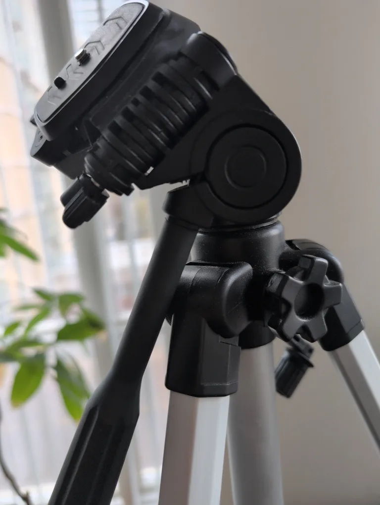 Camera Tripod 🇨🇦 image indicator(7)