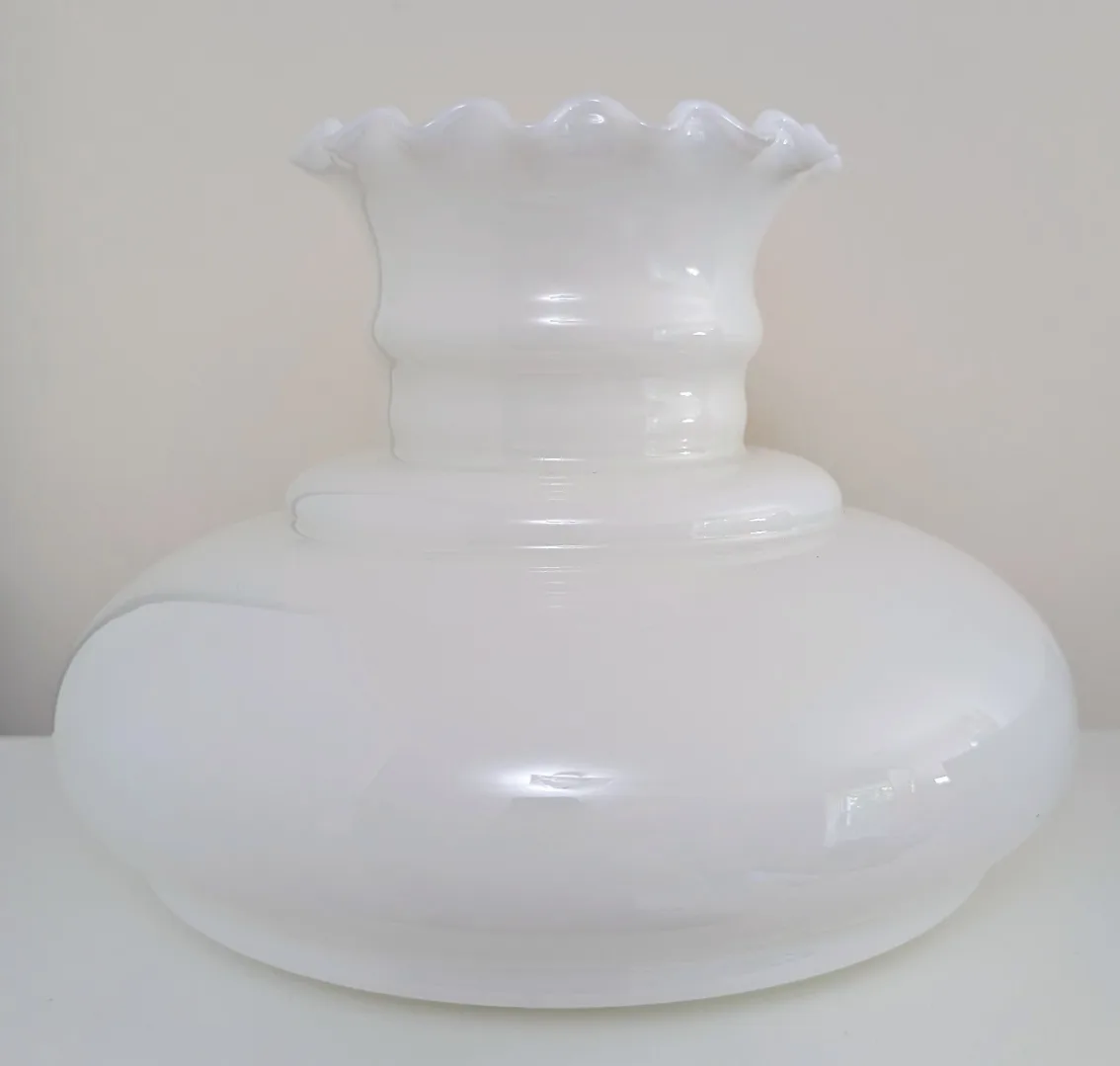 White Milk Glass Lamp Shade - 7 inch diameter 🇨��🇦 thumbnail
