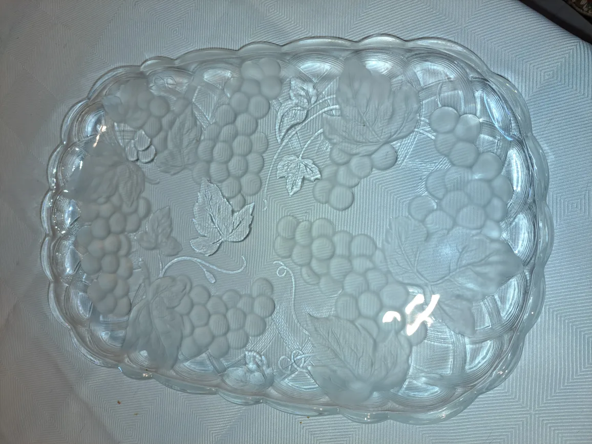 Vintage Clear Glass Grape Design Serving Platter thumbnail