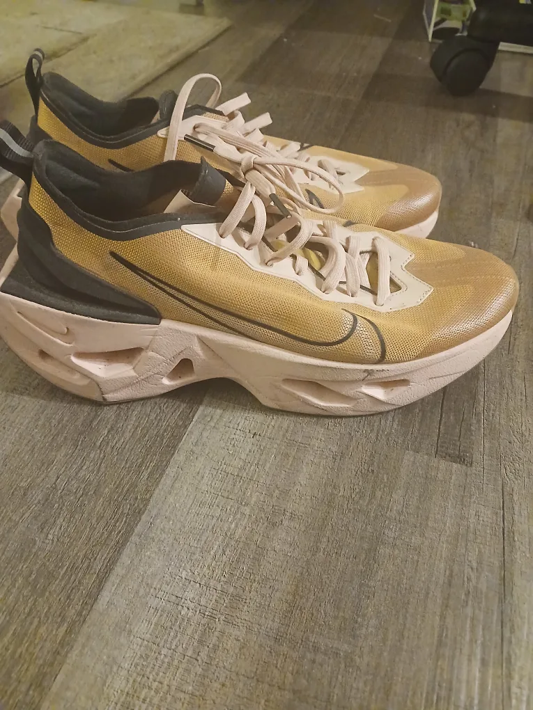 Nike Vista Lite Shoes thumbnail