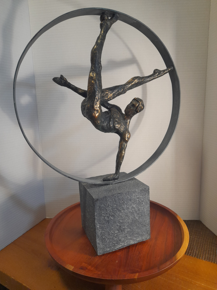Gymnast Sculpture - Bronze Finish - photo 2