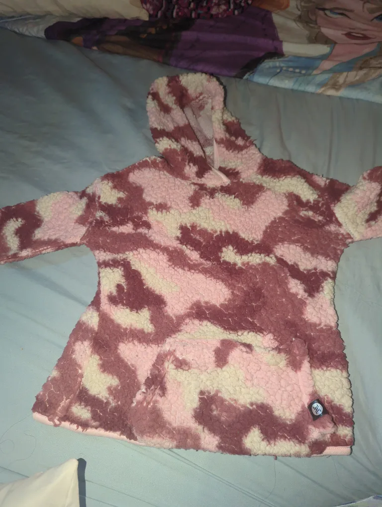 cozy sweater size 6 camouflage image indicator(2)