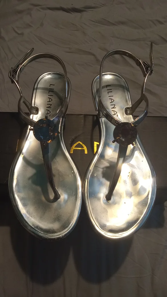 Silver Flat Shoes thumbnail