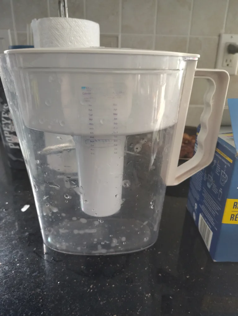 Brita Water Filter Pitcher + 5 Filters thumbnail