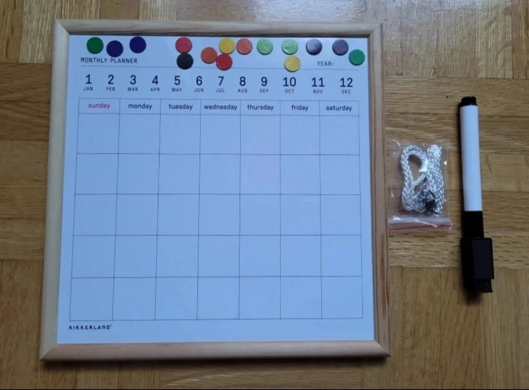 🇨🇦 Dry Eraser Calendar thumbnail