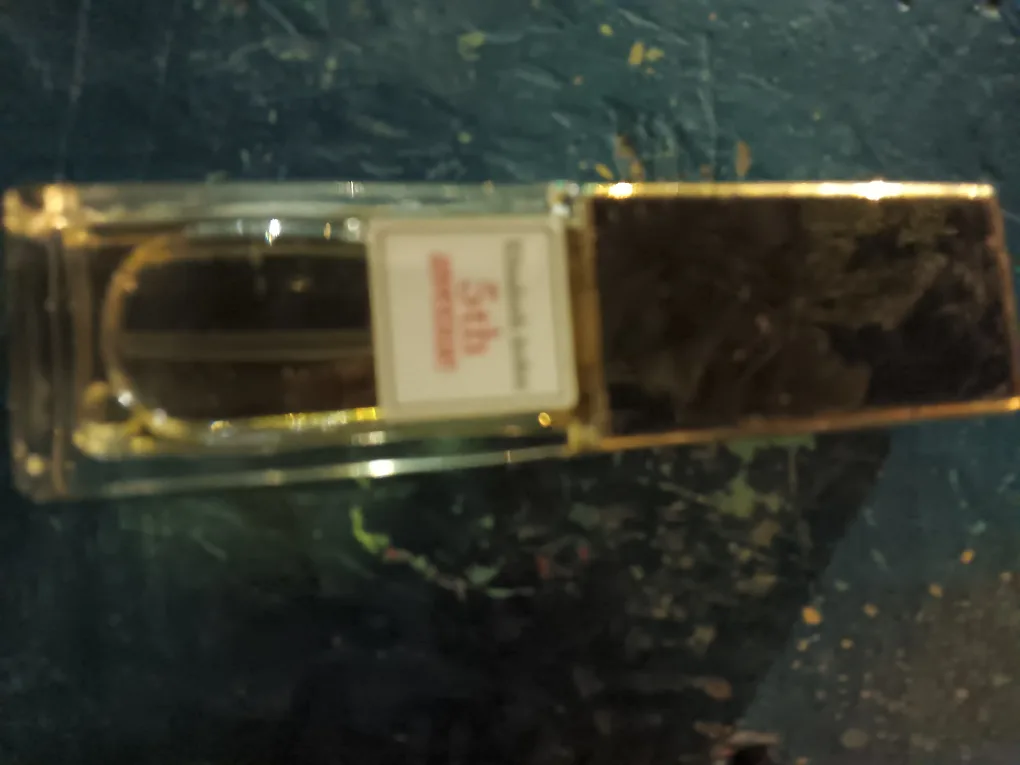 Elizabeth Arden 5th Avenue 5th Anniversary thumbnail