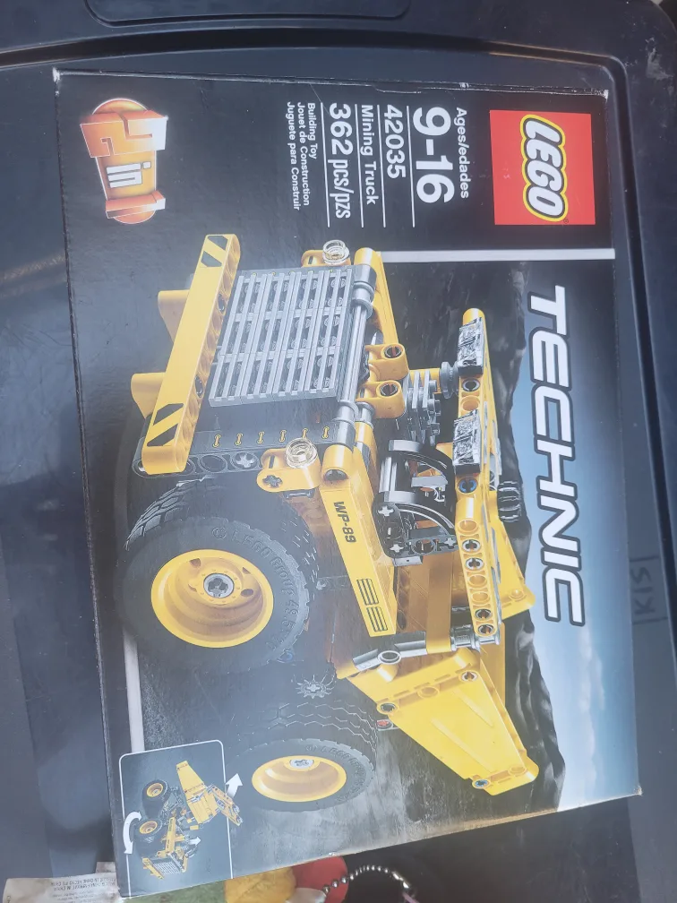 LEGO Technic 42035 Mining Truck (9-16) thumbnail