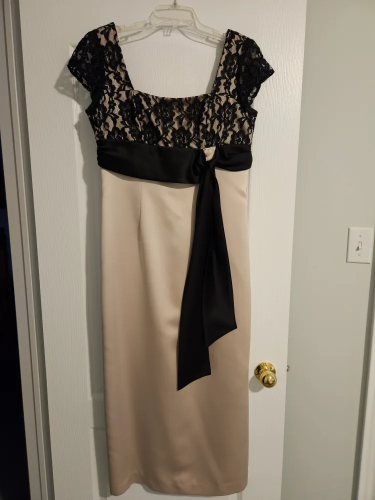 Lace Top Dress - Beige & Black thumbnail