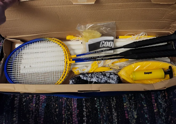 NEW BADMINTON & VOLLEYBALL SET. $8 thumbnail