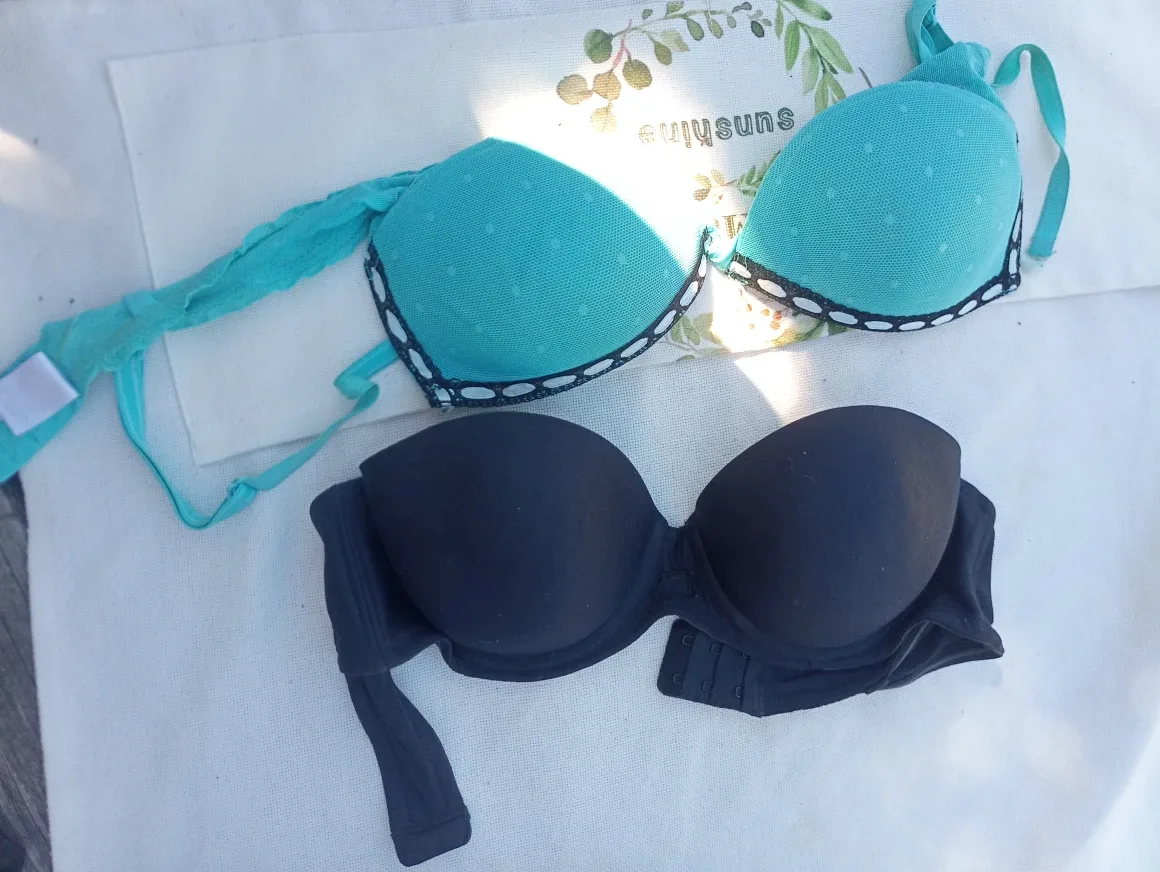 Rampage & La Vie en Rose Bras, Size 34B thumbnail