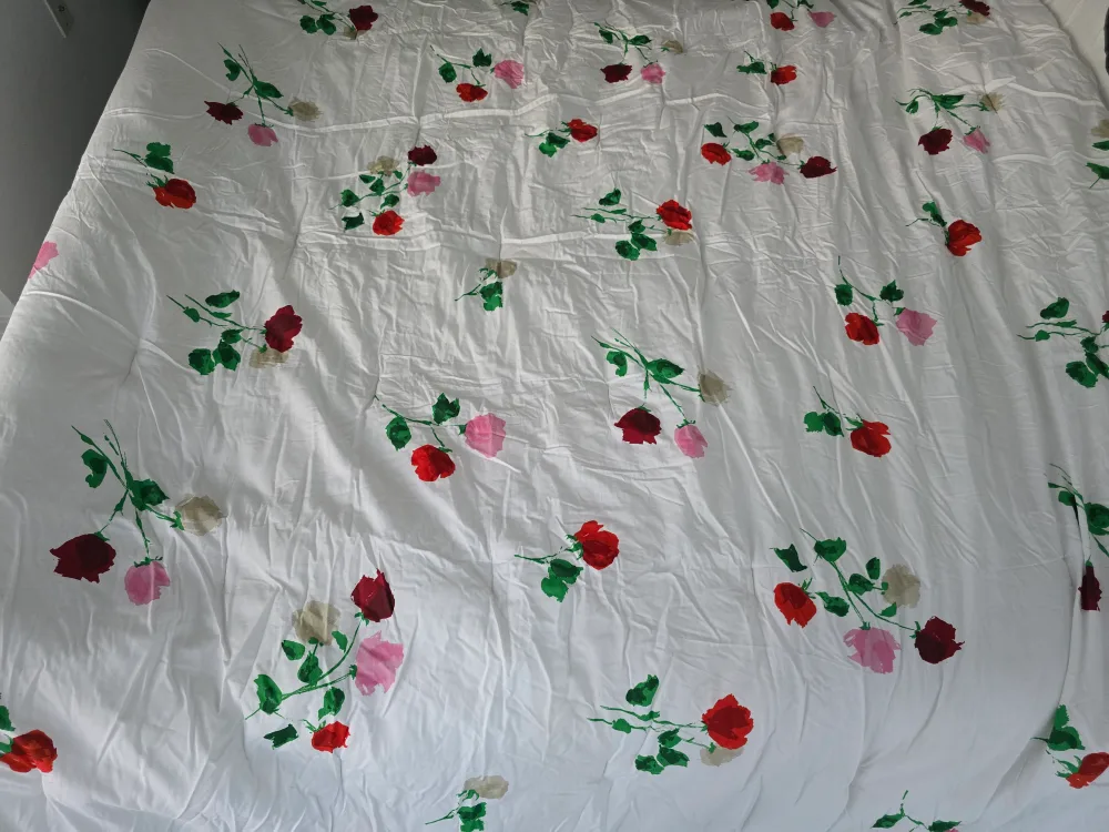 Full/Queen Comforter - Floral Pattern thumbnail