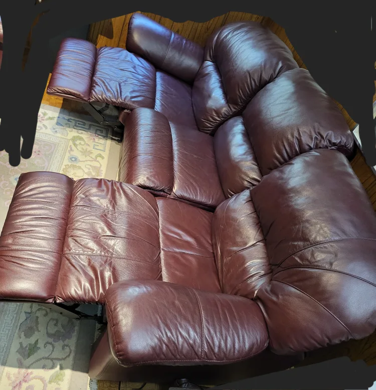 Leather Sofa image indicator(3)