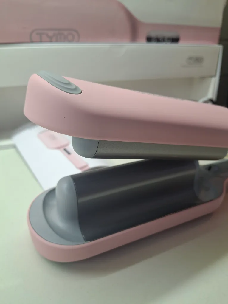 TYMO ROVY Wave Curling Iron - Like New! image indicator(6)