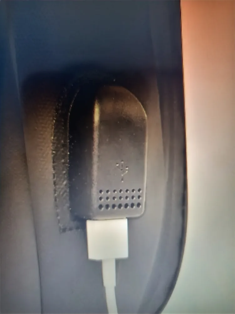 Mens Crossbody/Sling Fashionable Bag with Anti Theft passcode . image indicator(3)