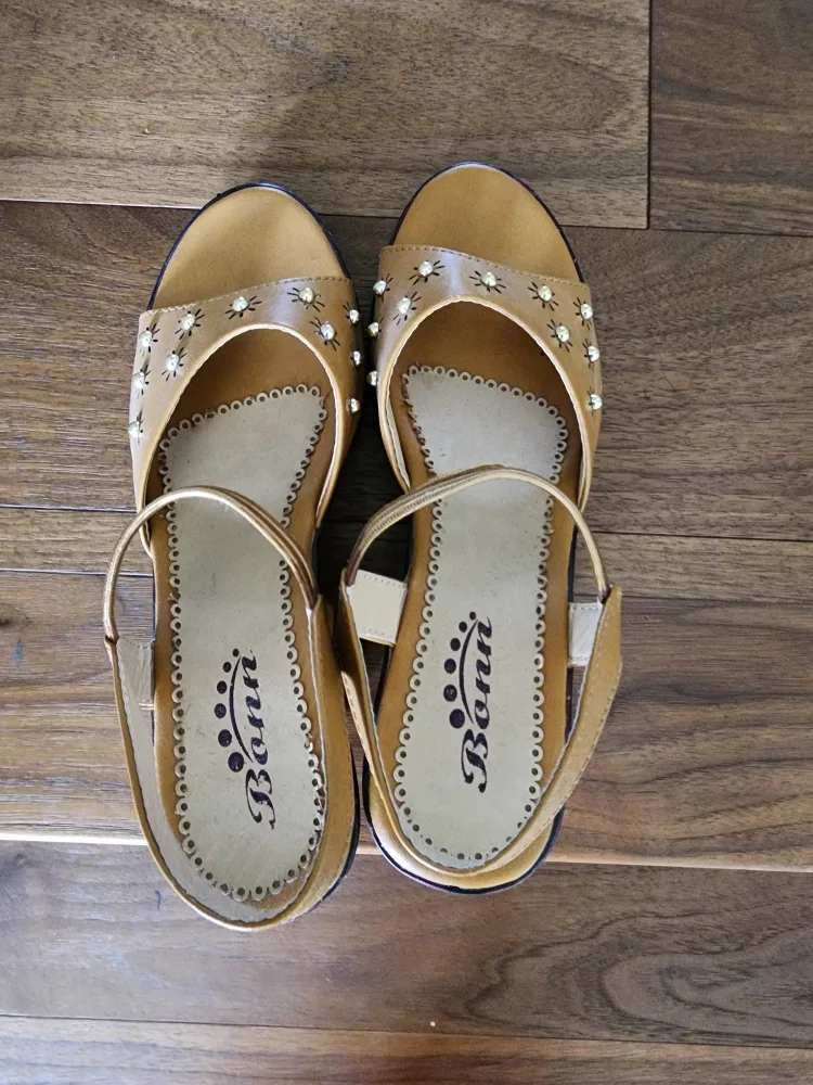 Bonn Women's Sandals - Size 40