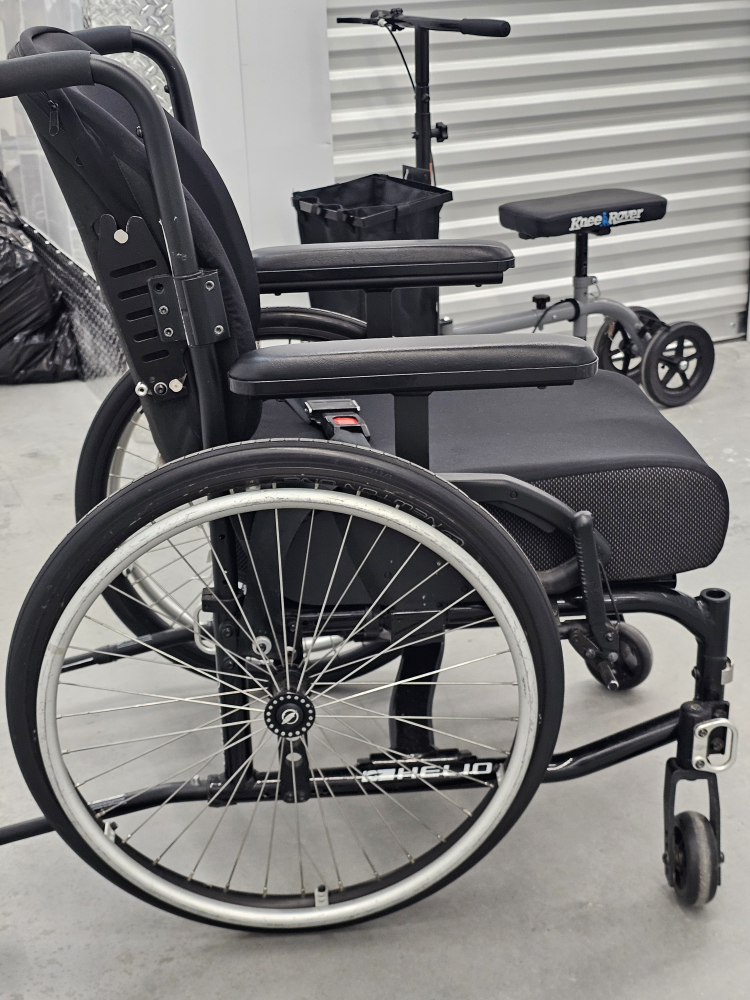 Future by Motion Composites Wheelchair - photo 2